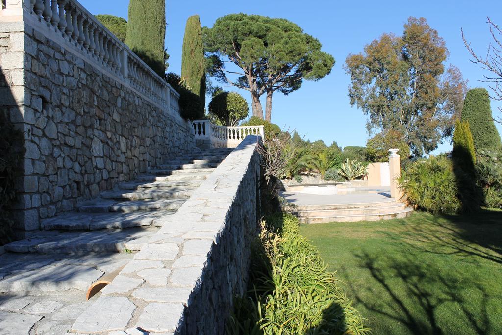 Bed and Breakfast La Caladina Mougins Zewnętrze zdjęcie